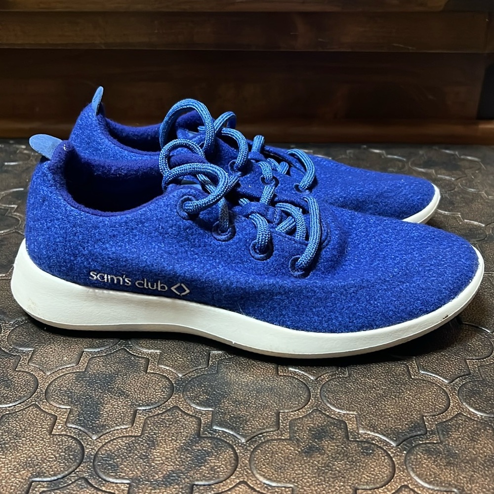 Navy Blue allbirds  Tennis Shoes- size W8